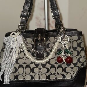 🖤 VINTAGE COACH BUCKLE TOTE 🖤